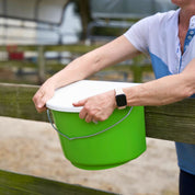 Hanging Feed Trough with LId 3 Gallons