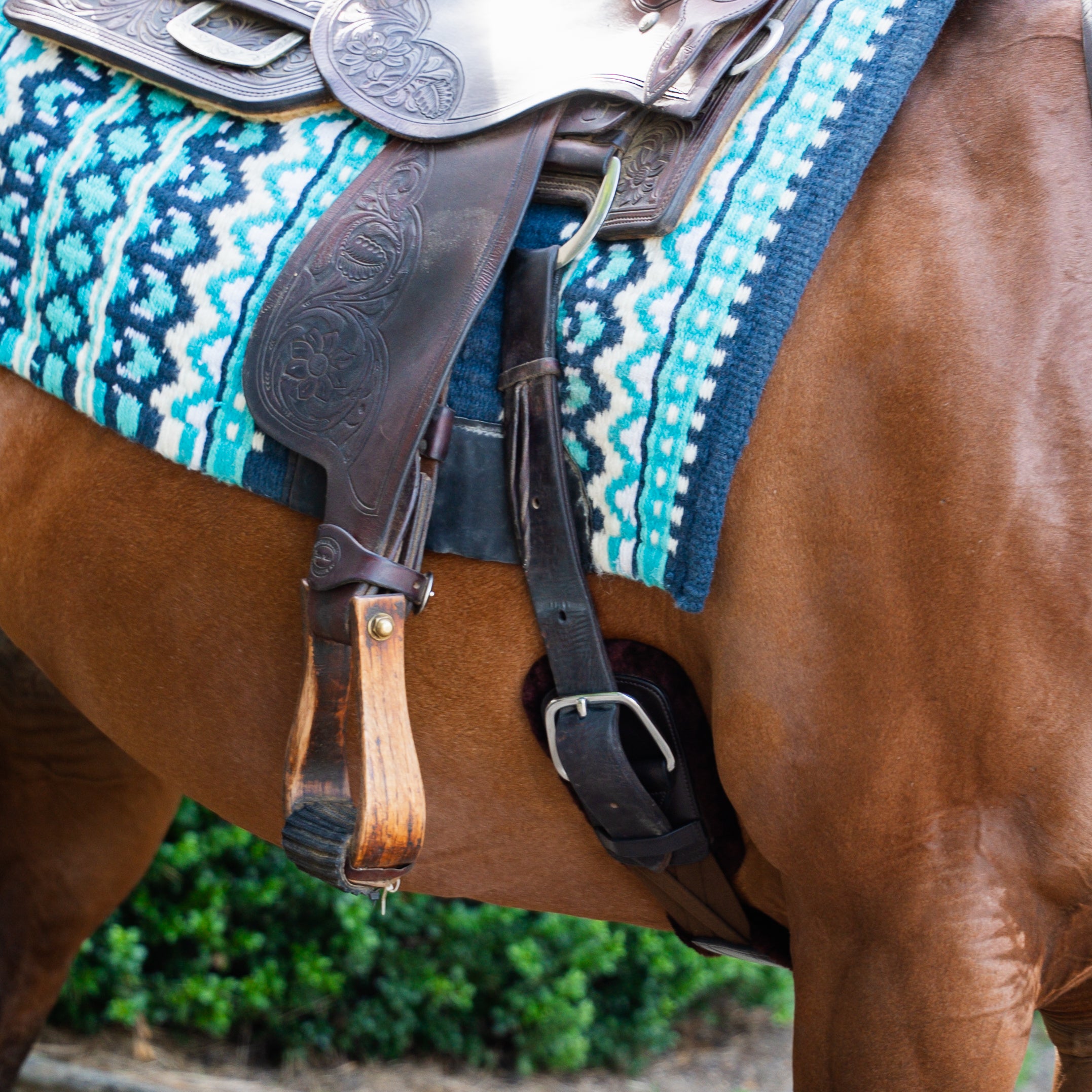 Pressure Relief Western Cinch with Fleece Pads